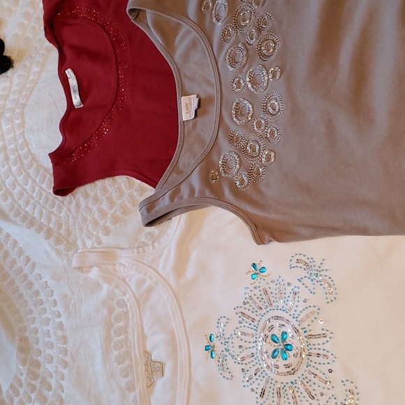 Two Lady Hathaway and one Ricky tank top with beads - Picture 1 of 4